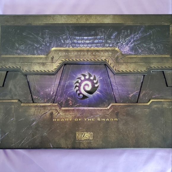 Heart Of The Swarm COLLECTORS EDITION - Picture 13 of 14